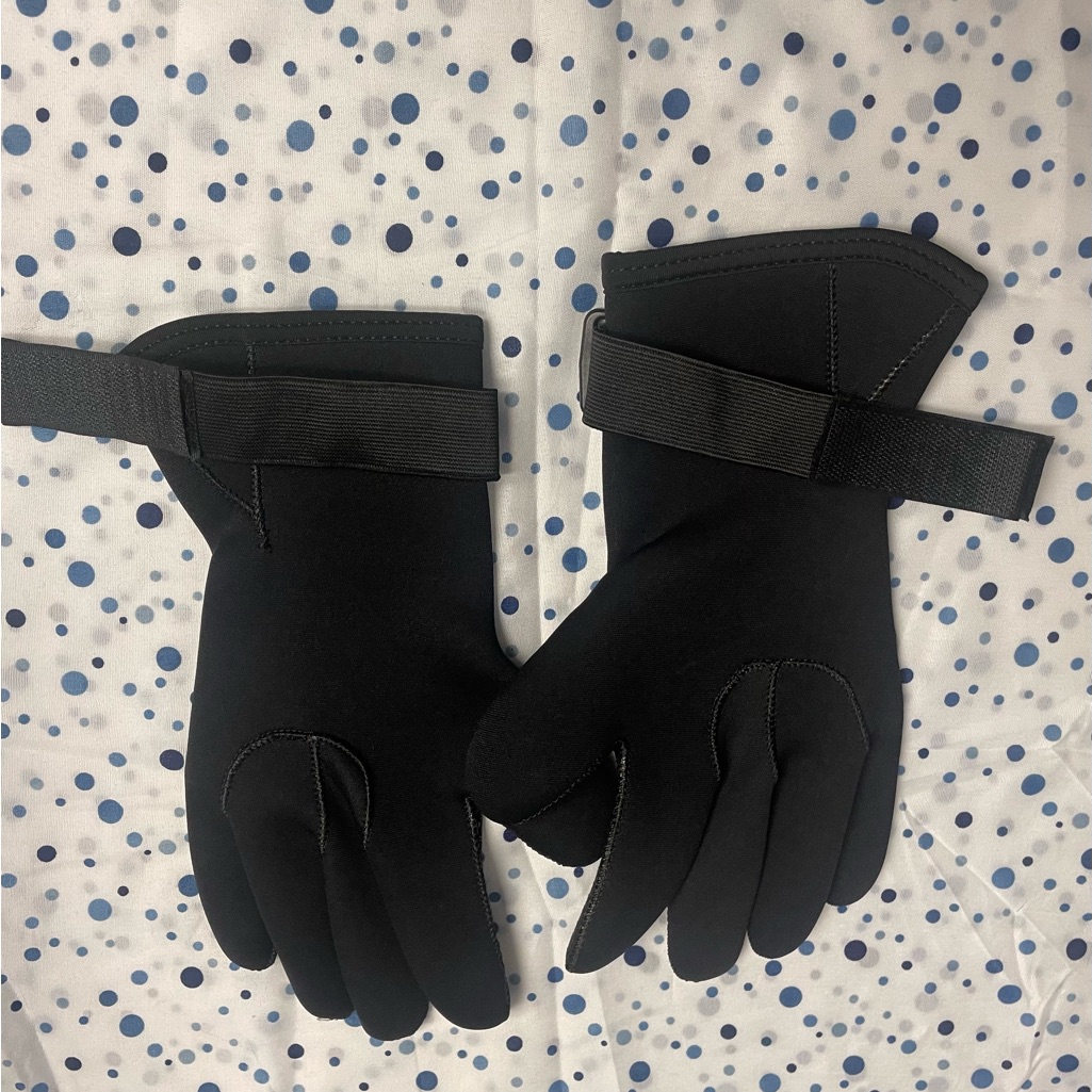 Black Neoprene Gloves Black Neoprene Gloves